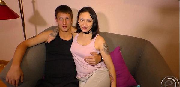 Bonita ist ein geiles Luder - sie liebt Sperma und auch Puder